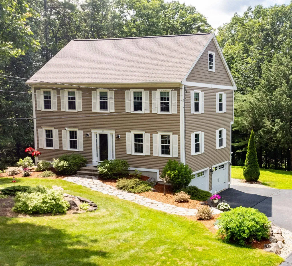 34 Berkeley Place Milford NH 03055