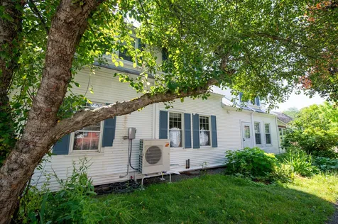 489 Main Street Chester VT 05143