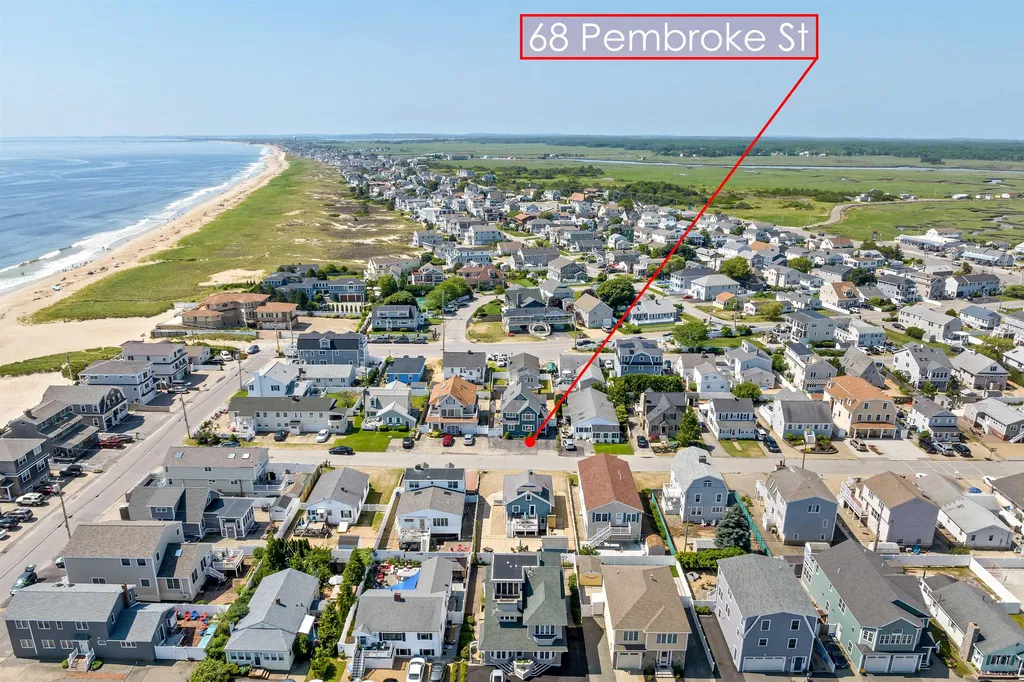 68 Pembroke Street Seabrook NH 03874