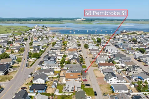 68 Pembroke Street Seabrook NH 03874