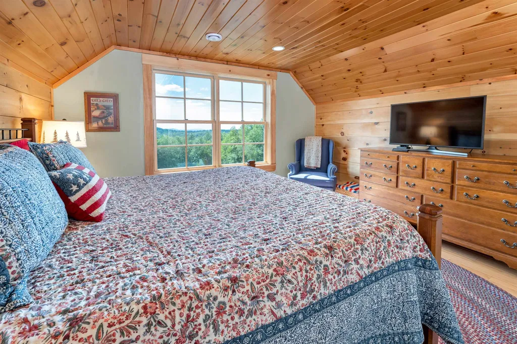 513 Belknap Mountain Road Gilford NH 03249