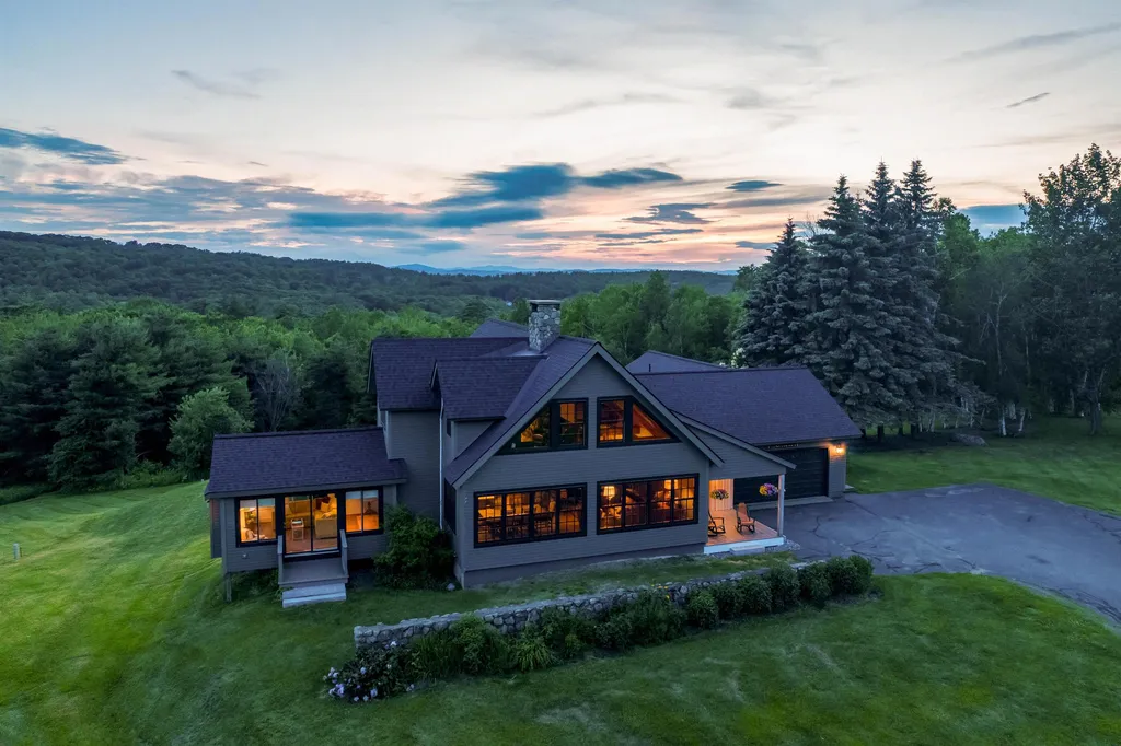 513 Belknap Mountain Road Gilford NH 03249