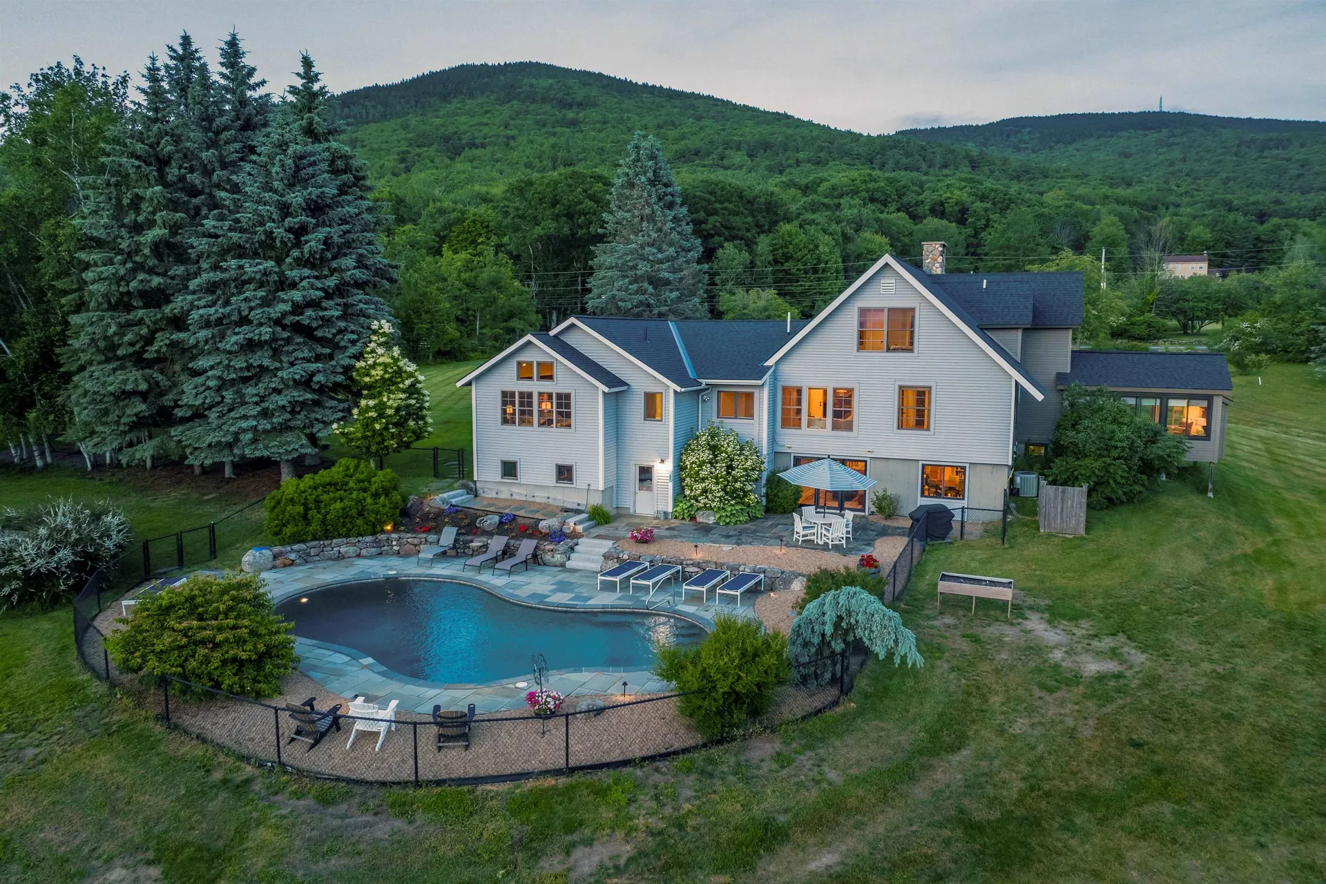 513 Belknap Mountain Road Gilford NH 03249