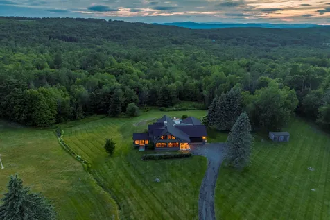 513 Belknap Mountain Road Gilford NH 03249