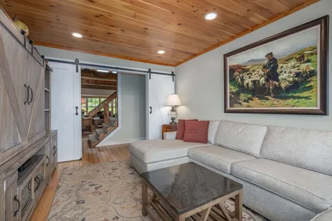 513 Belknap Mountain Road Gilford NH 03249