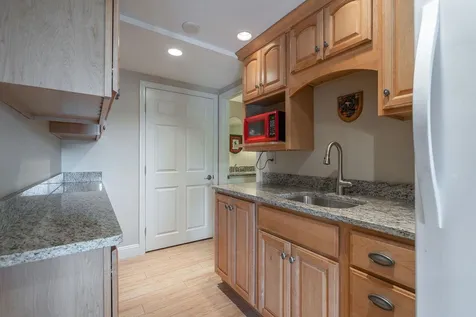 513 Belknap Mountain Road Gilford NH 03249