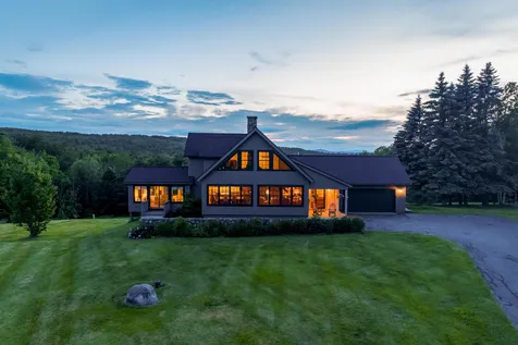 513 Belknap Mountain Road Gilford NH 03249