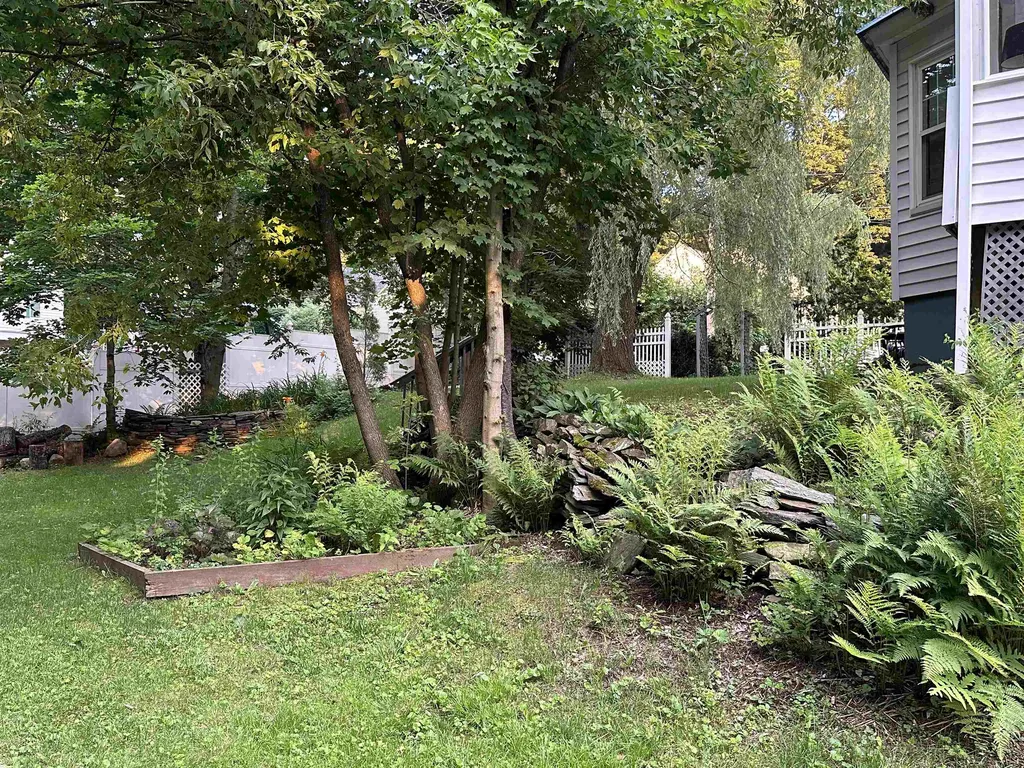 19 Hartford Street Claremont NH 03743