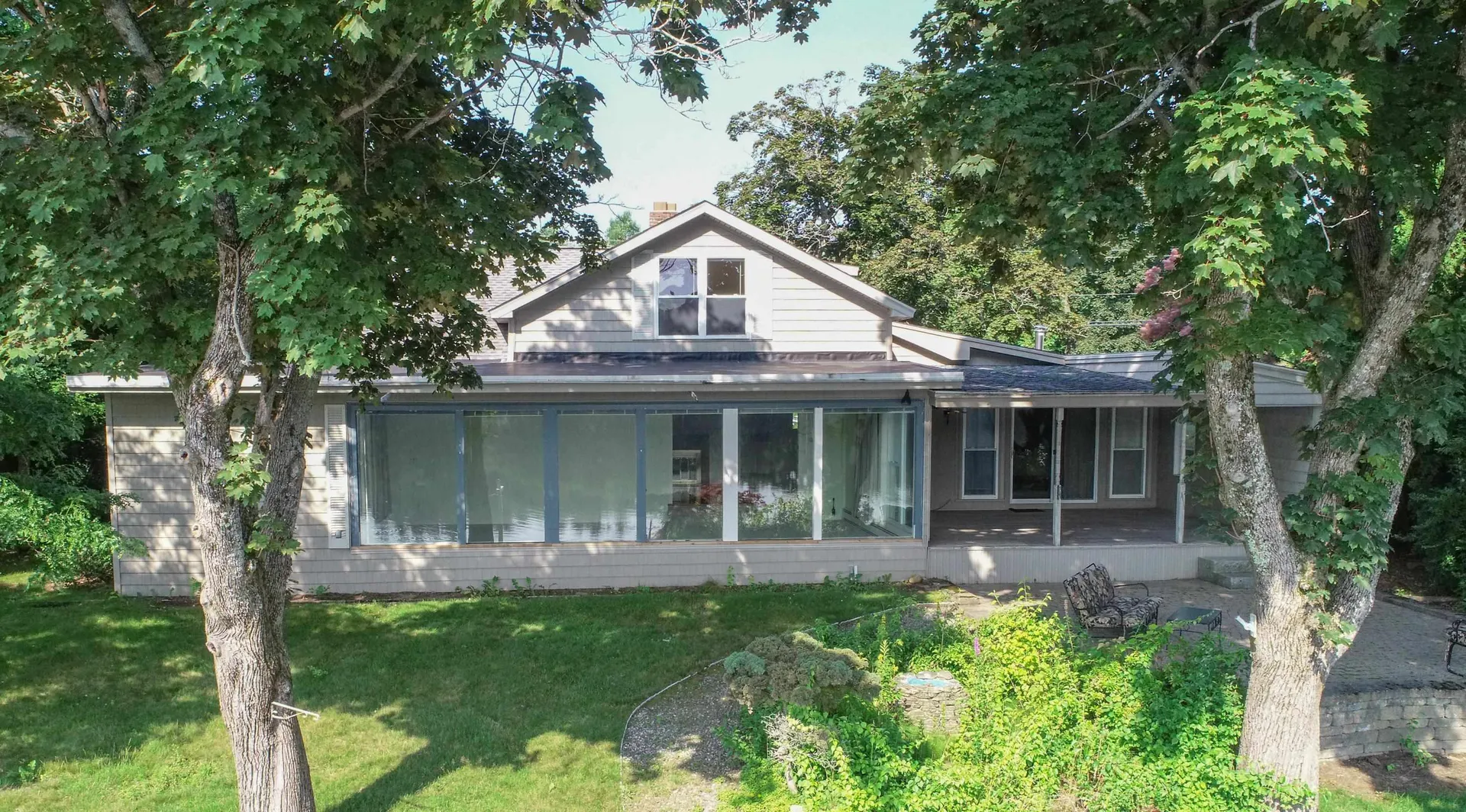271 Stark Lane Manchester NH 03102