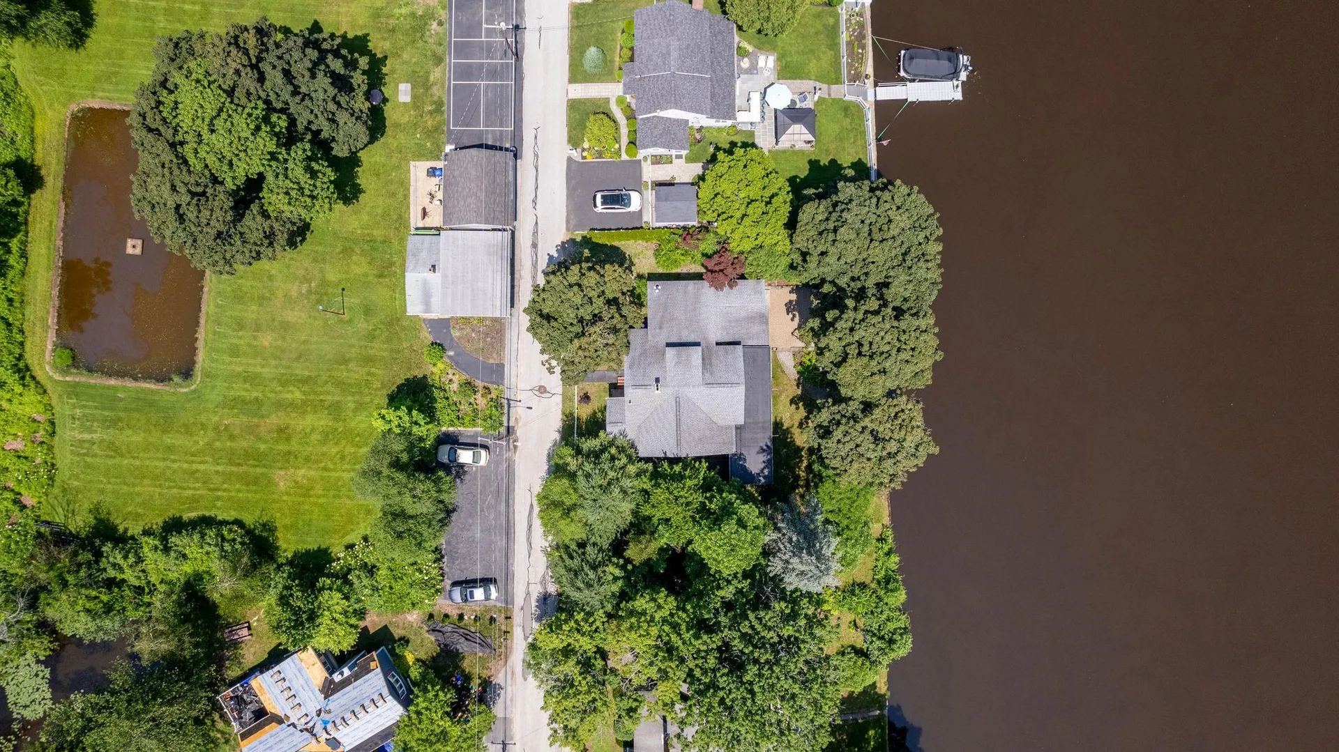 271 Stark Lane Manchester NH 03102