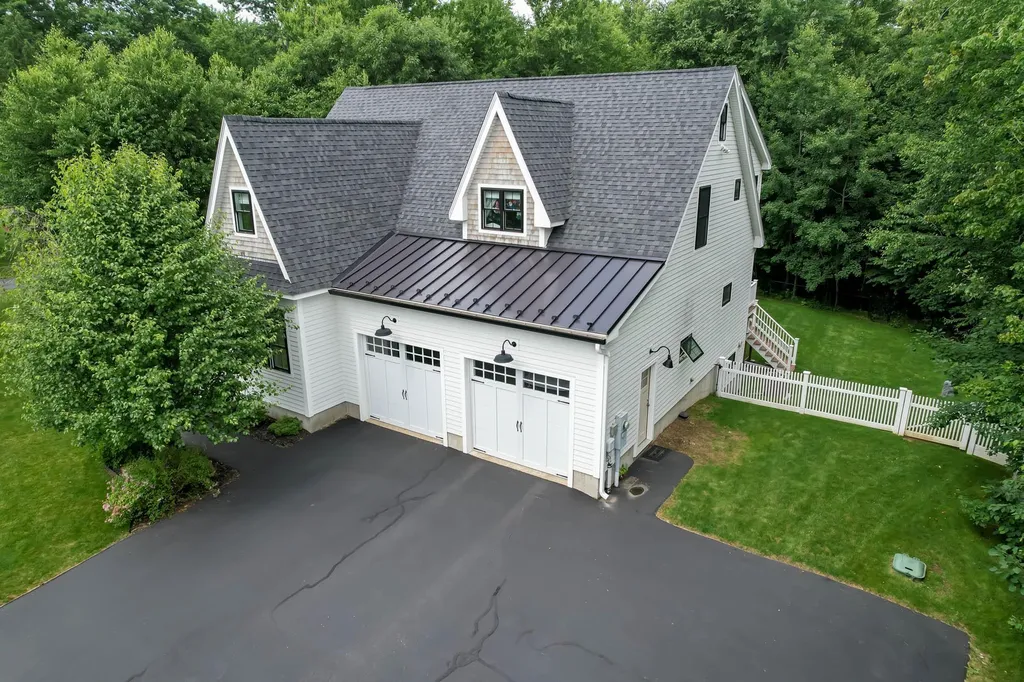 70 Cider Street Epping NH 03042