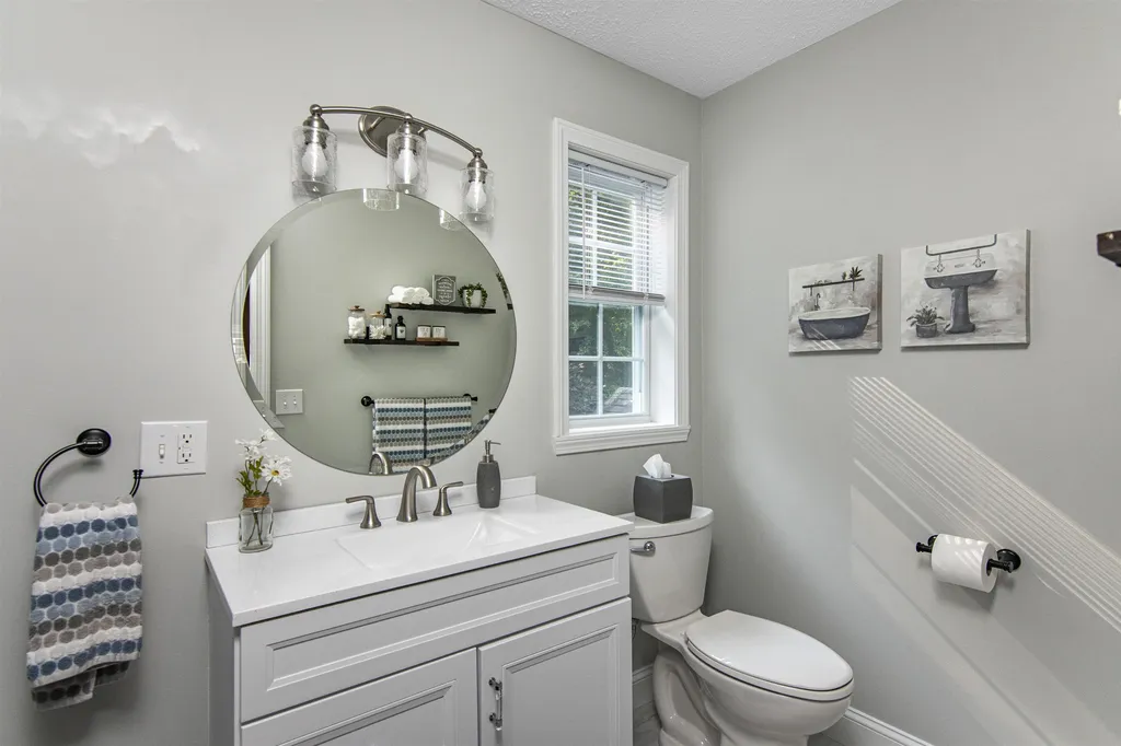 5 Donald Drive Milton VT 05468