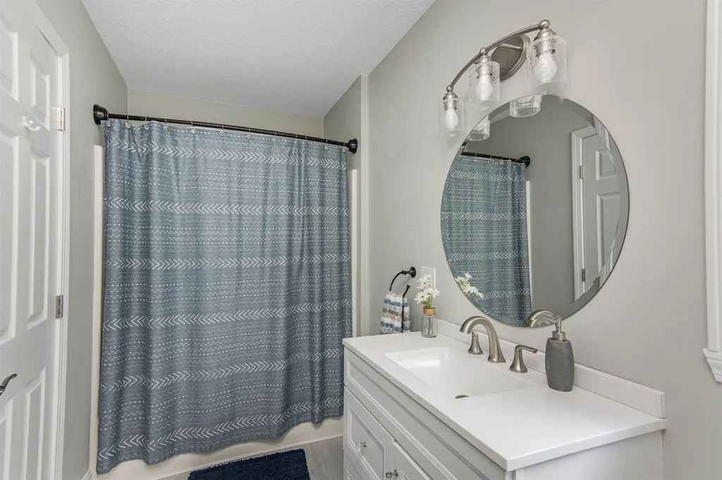 5 Donald Drive Milton VT 05468