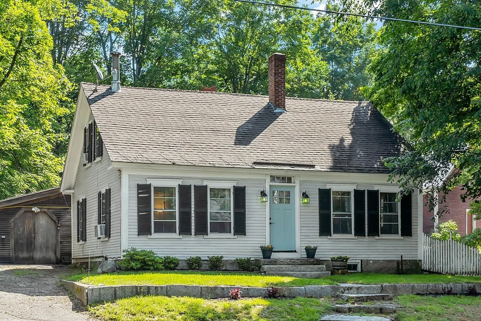 39 Park Street Henniker NH 03242