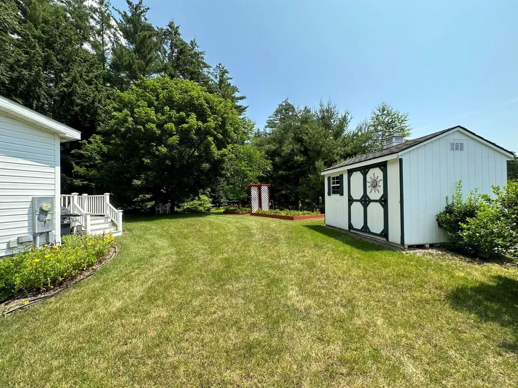 15 Brookview Road Swanzey NH 03446