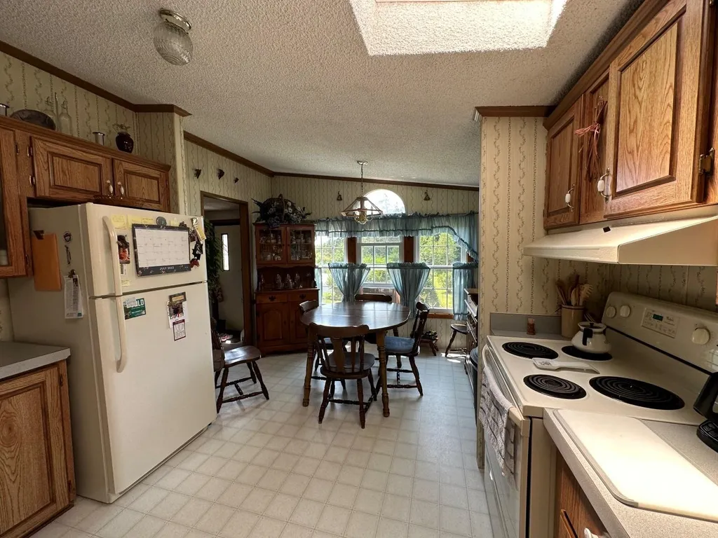15 Brookview Road Swanzey NH 03446