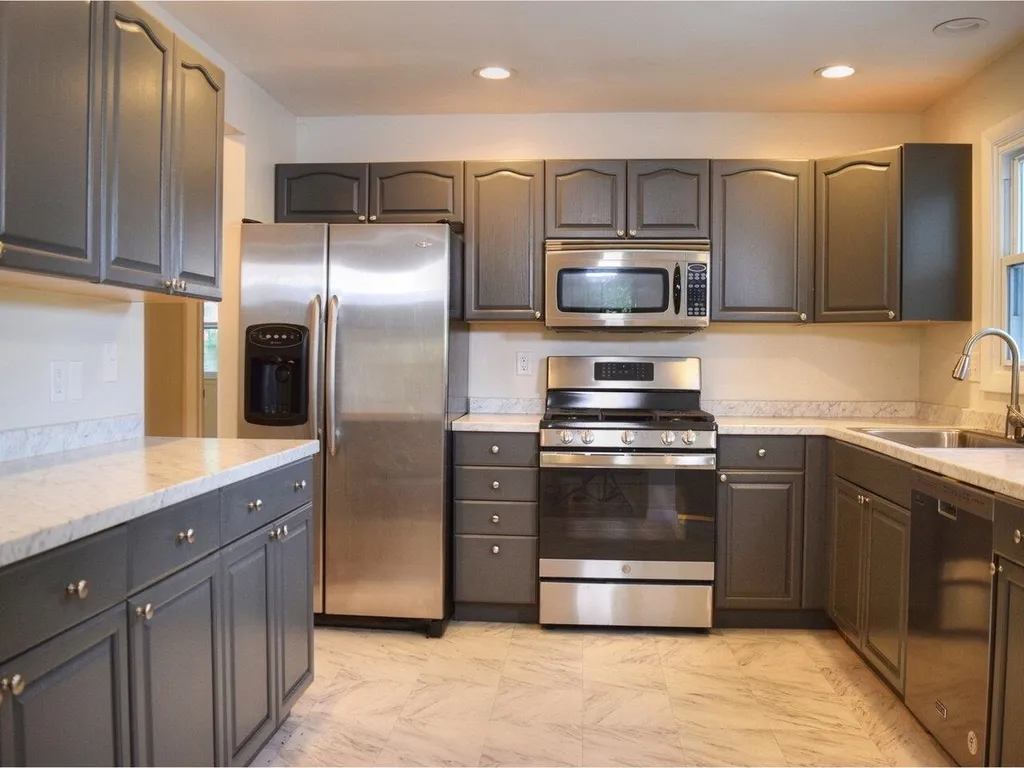 472 Ethan Allen Parkway Burlington VT 05408