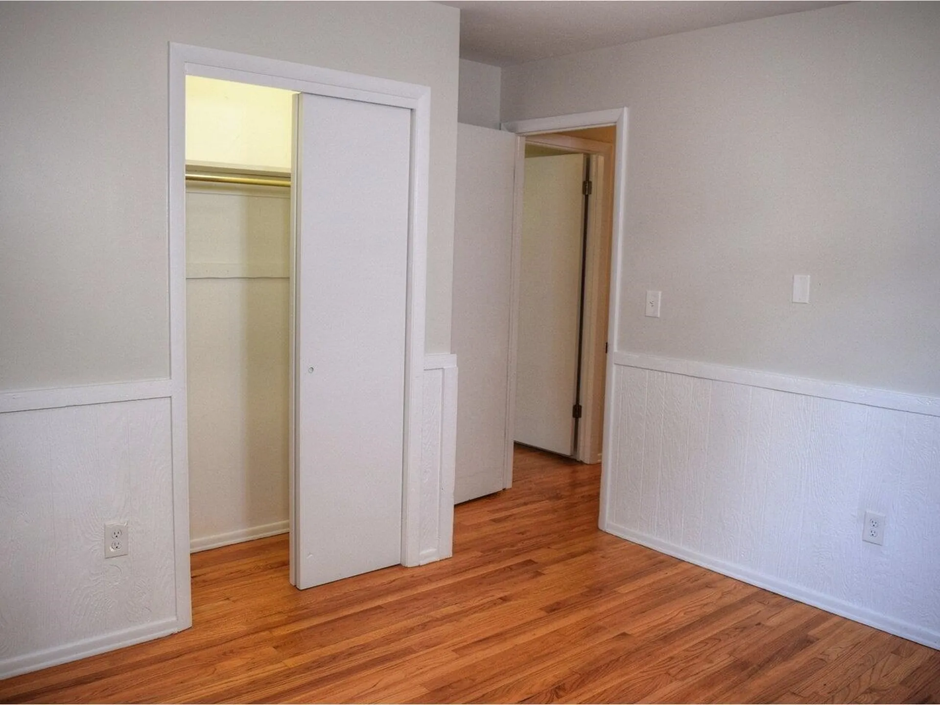 472 Ethan Allen Parkway Burlington VT 05408