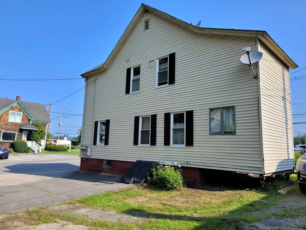 328 West Street Keene NH 03431