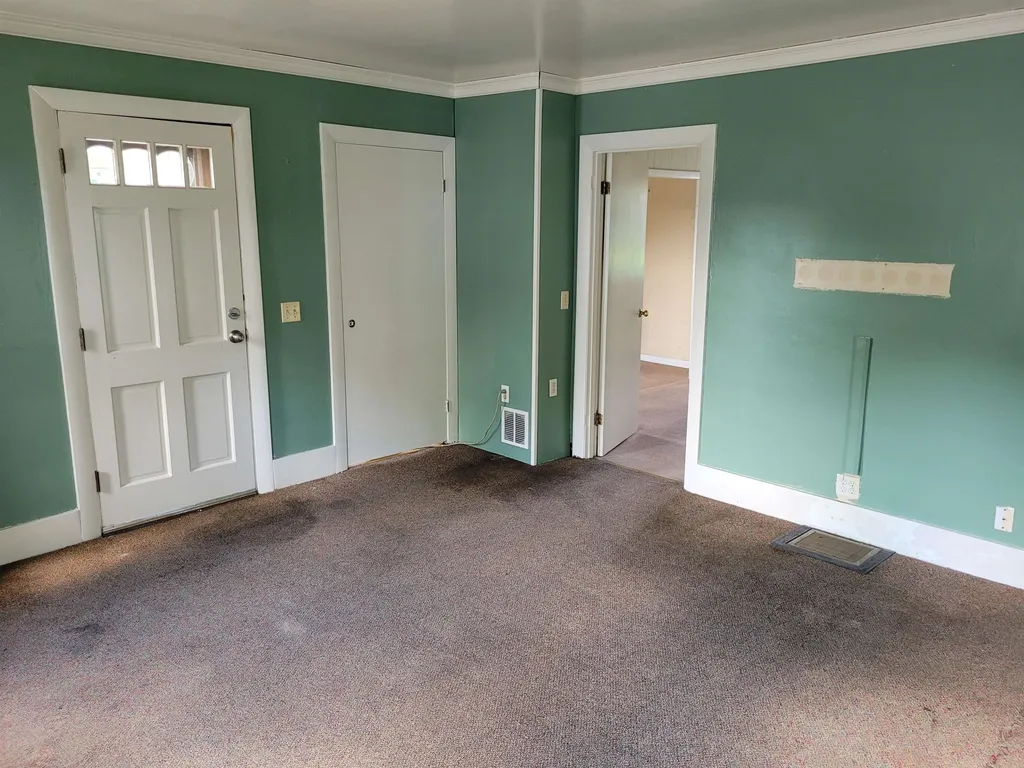 328 West Street Keene NH 03431