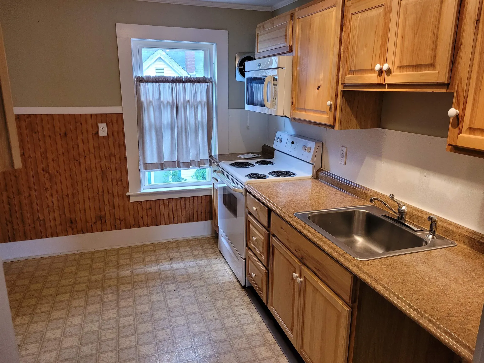 328 West Street Keene NH 03431