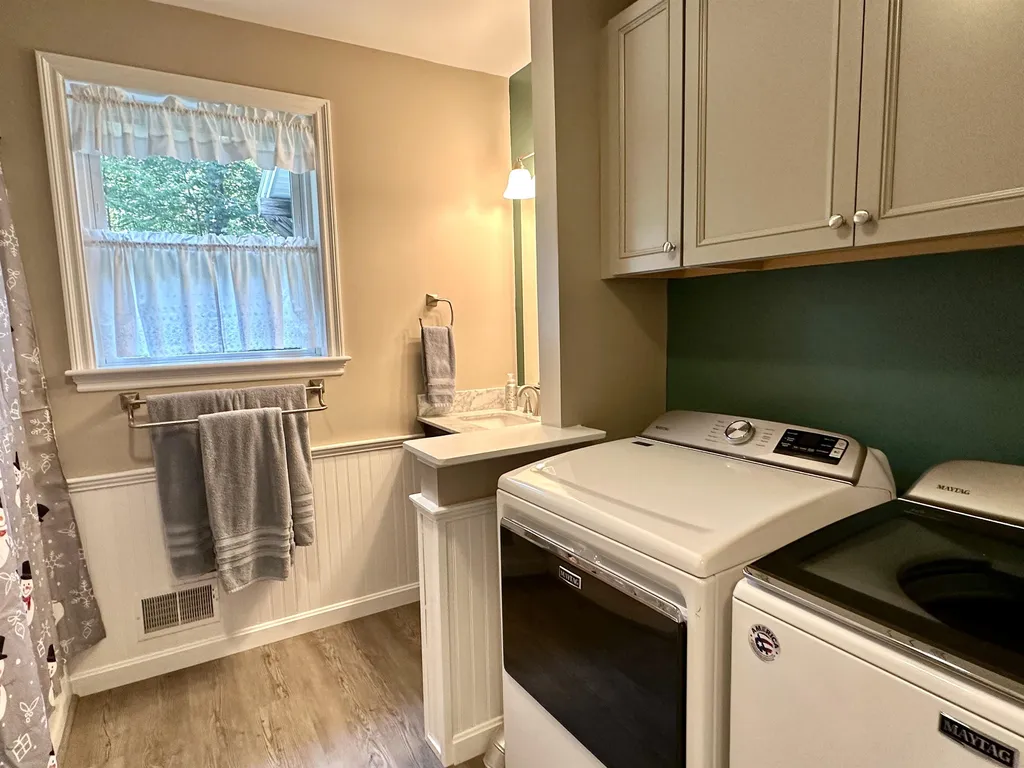 13 Keneval Avenue Boscawen NH 03303