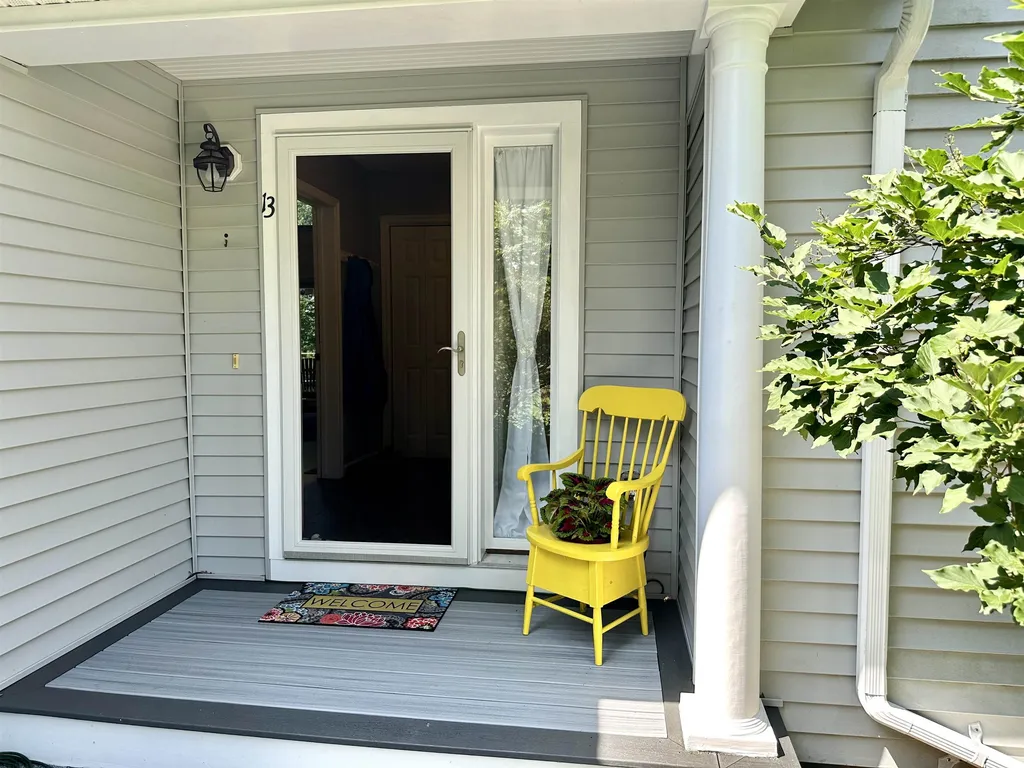 13 Keneval Avenue Boscawen NH 03303