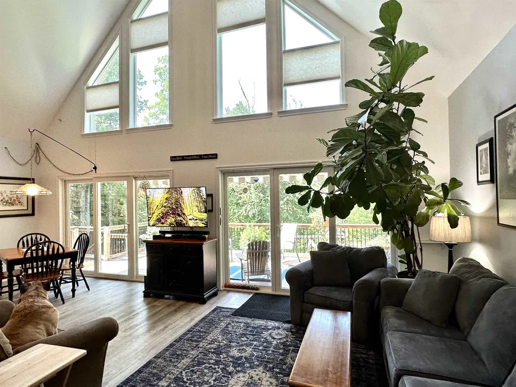 13 Keneval Avenue Boscawen NH 03303