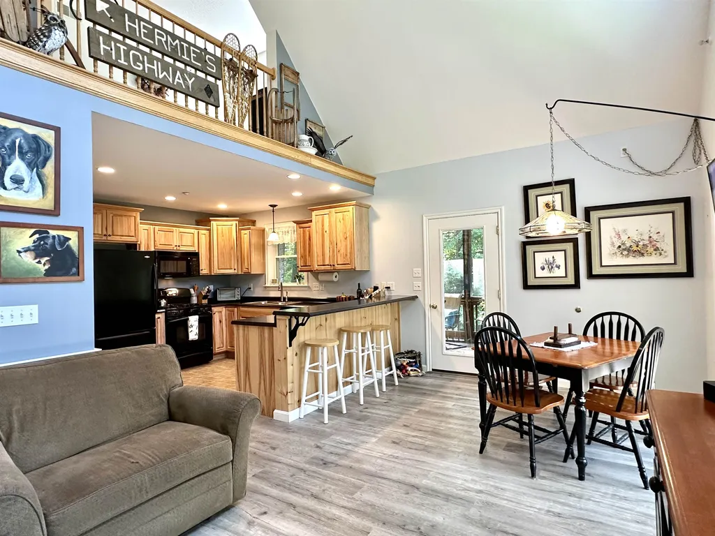 13 Keneval Avenue Boscawen NH 03303