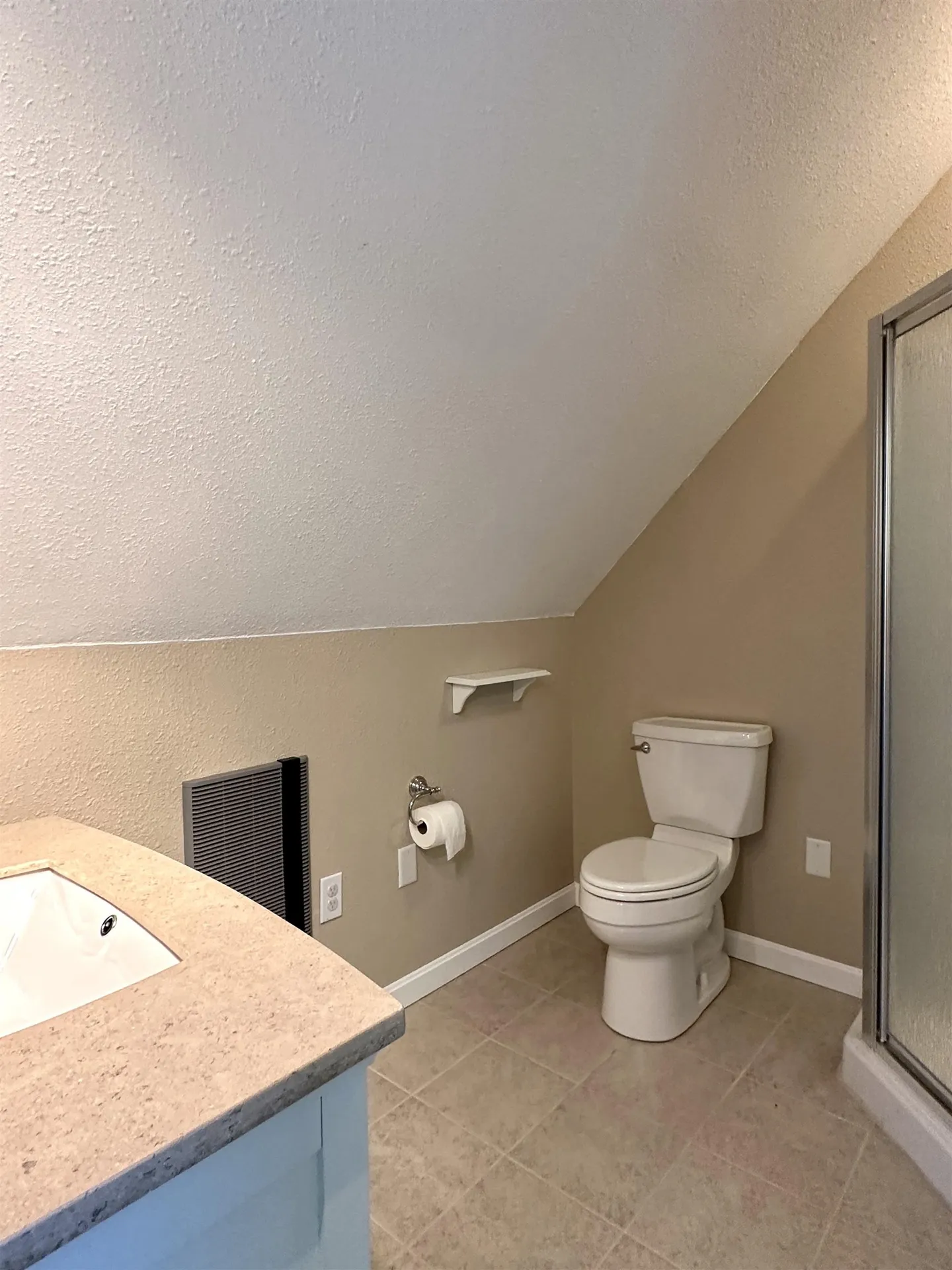 13 Keneval Avenue Boscawen NH 03303