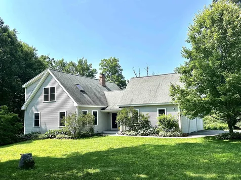 13 Keneval Avenue Boscawen NH 03303
