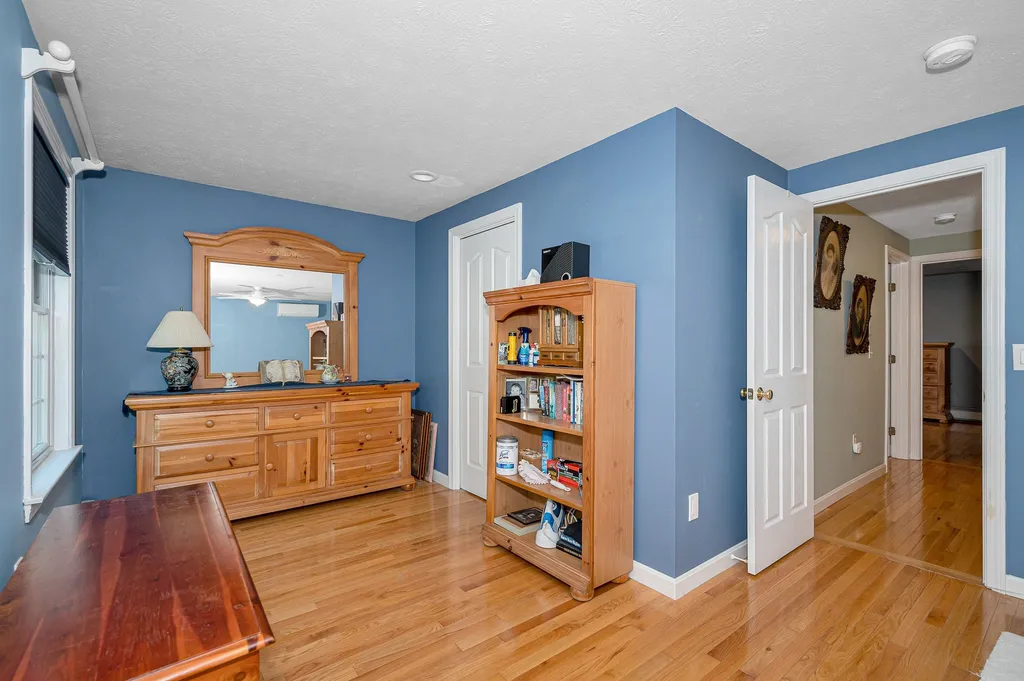 52 Pasture Drive Manchester NH 03102