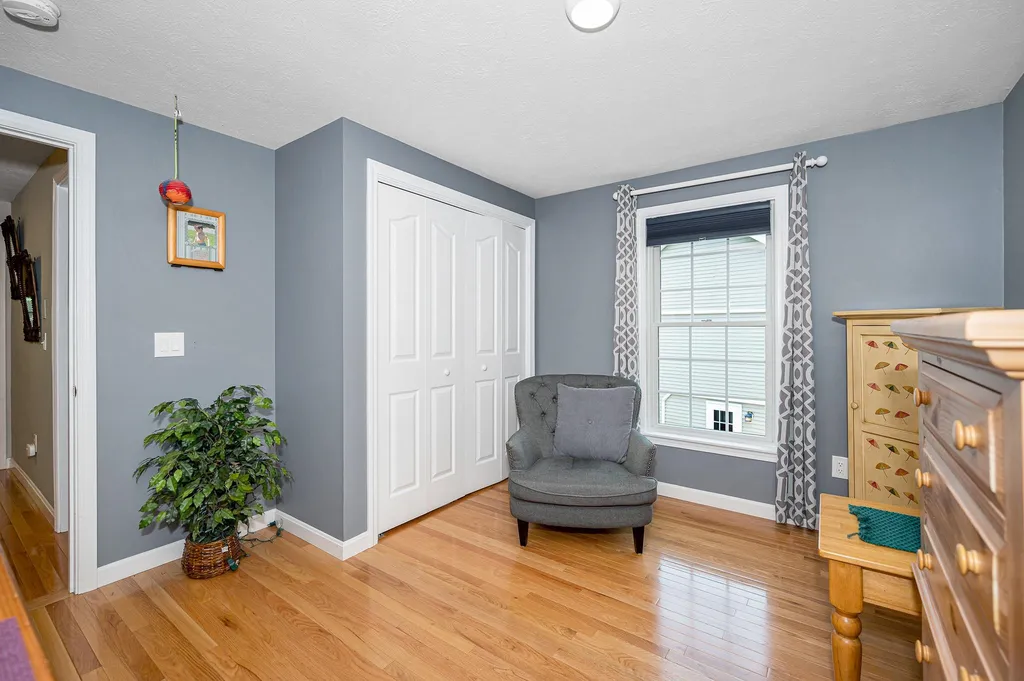 52 Pasture Drive Manchester NH 03102