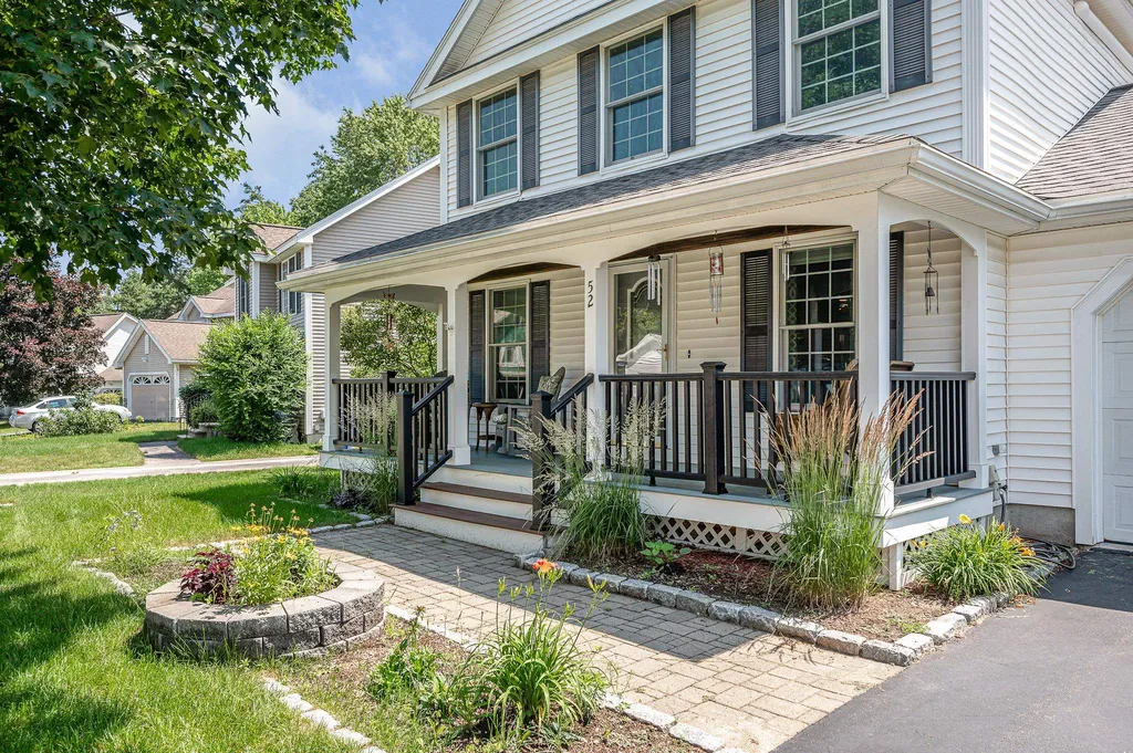 52 Pasture Drive Manchester NH 03102