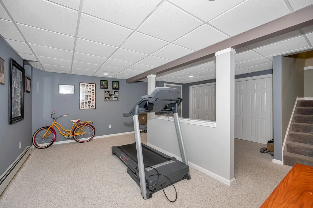 52 Pasture Drive Manchester NH 03102