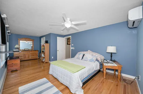52 Pasture Drive Manchester NH 03102