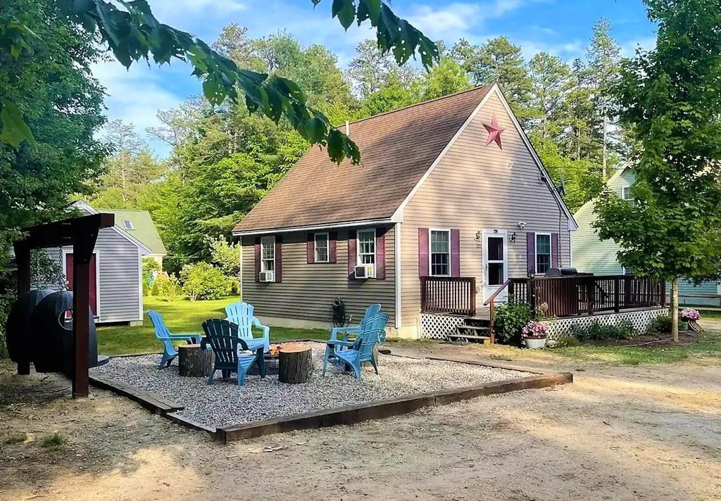 127 Stevenson Drive Tamworth NH 03886