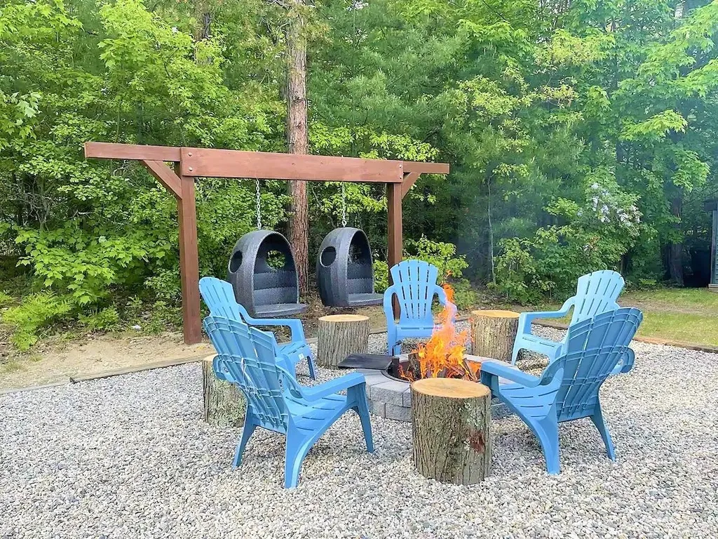 127 Stevenson Drive Tamworth NH 03886