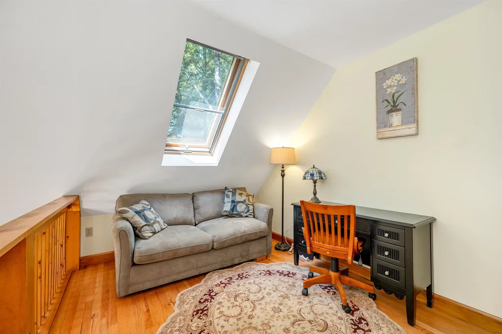 62 Spitzen Street Moultonborough NH 03254