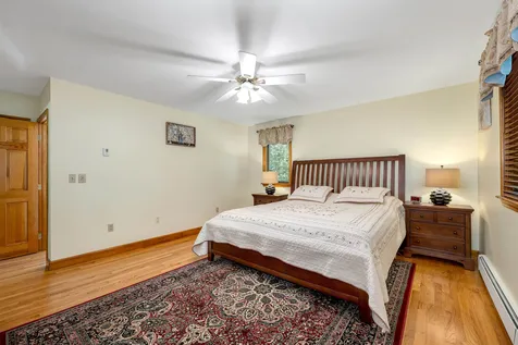 62 Spitzen Street Moultonborough NH 03254