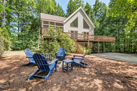 62 Spitzen Street Moultonborough NH 03254