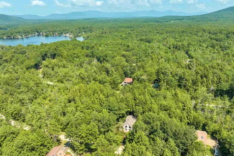 62 Spitzen Street Moultonborough NH 03254