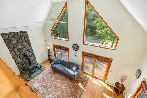62 Spitzen Street Moultonborough NH 03254