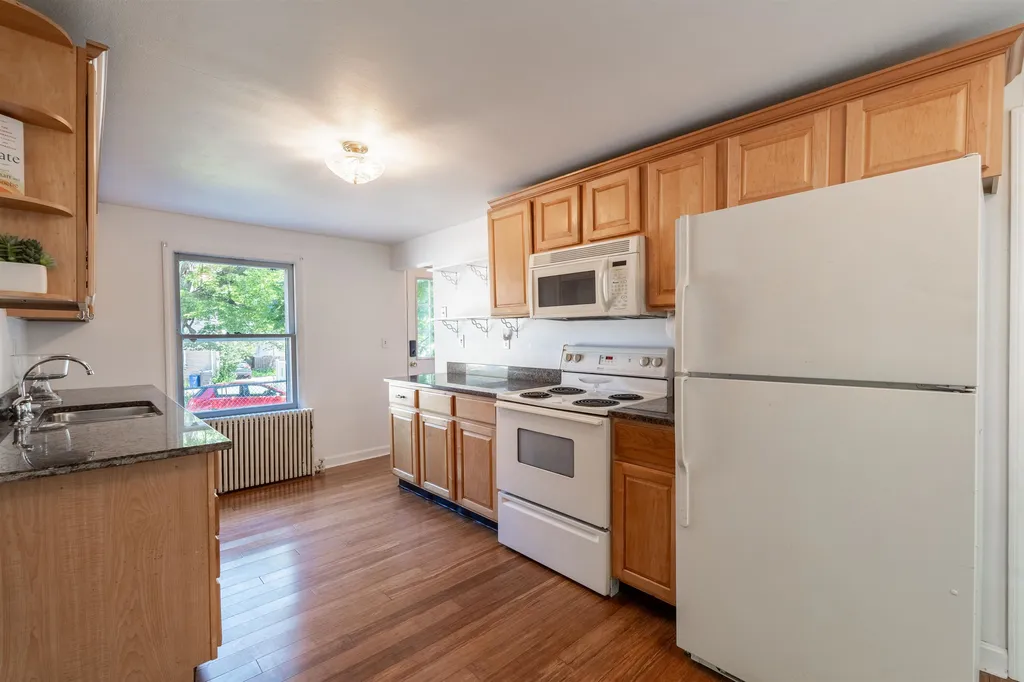 11 Fern Court Dover NH 03820