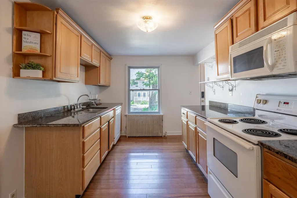 11 Fern Court Dover NH 03820