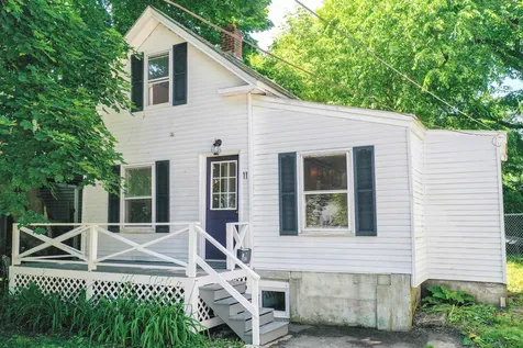 11 Fern Court Dover NH 03820