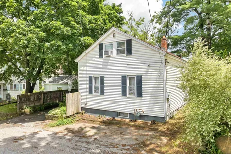 8 Pitman Court Laconia NH 03246
