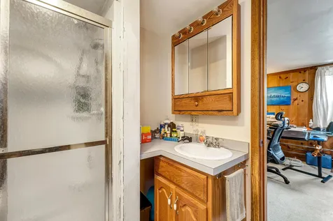 8 Pitman Court Laconia NH 03246