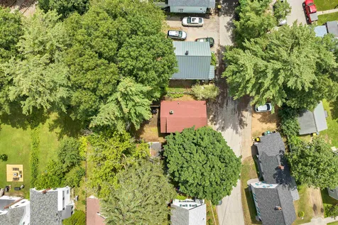 8 Pitman Court Laconia NH 03246