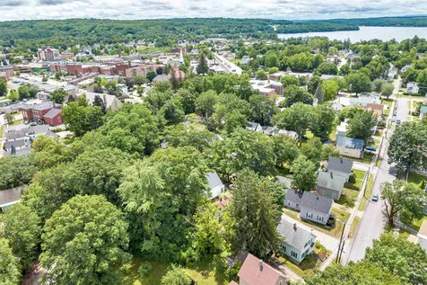 8 Pitman Court Laconia NH 03246